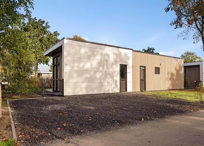 Luxe Chalet 211-25 in Hulshorst aan het water!